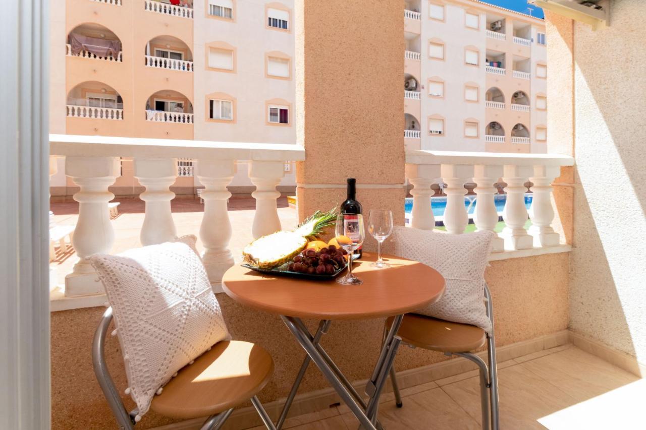 Apartamento Asta Appartement Torrevieja Buitenkant foto
