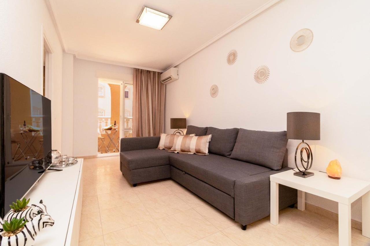 Apartamento Asta Appartement Torrevieja Buitenkant foto